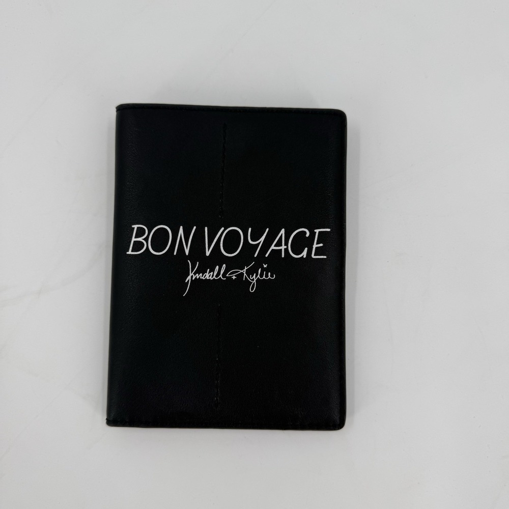Kendall Kylie Bon Voyage Travel Wallet Organizer Black Passport Case